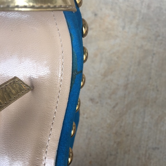 Shoes - Picture 5 of 5